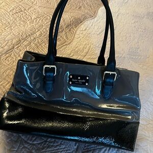 Kate Spade Glossy Black and Gray Shoulder Bag